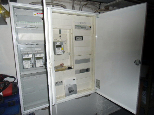 Haushaltszähler im Zählerschrank