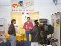 Bild: Diskussionen am Stand