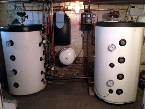 Pufferspeicher und Regler